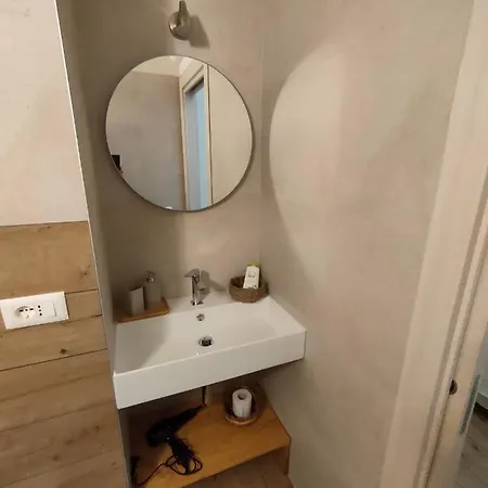 Apartment 206 Cavour House *