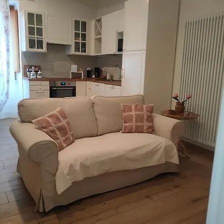 Apartment 206 Cavour House