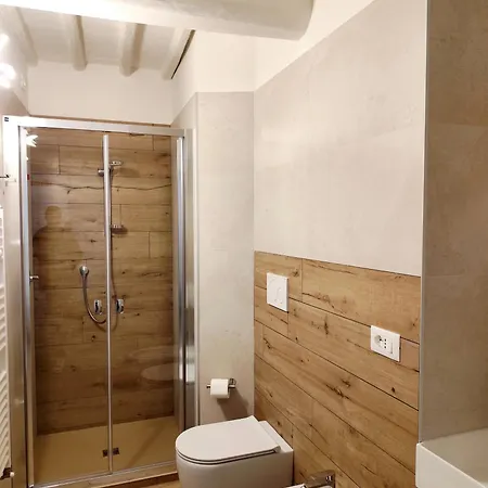 206 Cavour House Apartament *