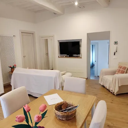 Apartment 206 Cavour House