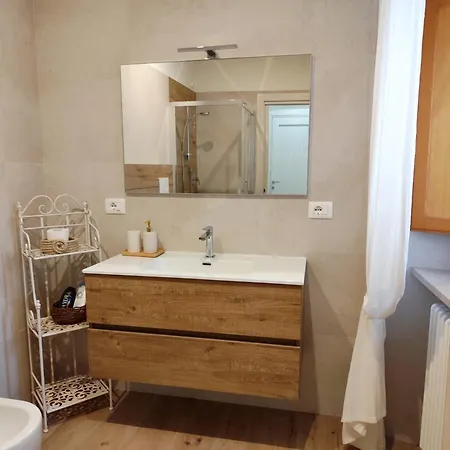 Apartment 206 Cavour House